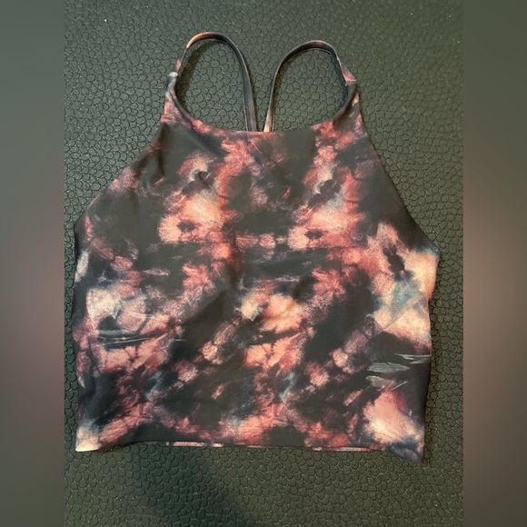 OLD NAVY Powersoft Cropped Sports‎ Tank Built-In-Bra Light Support Size M - Picture 1 of 6
